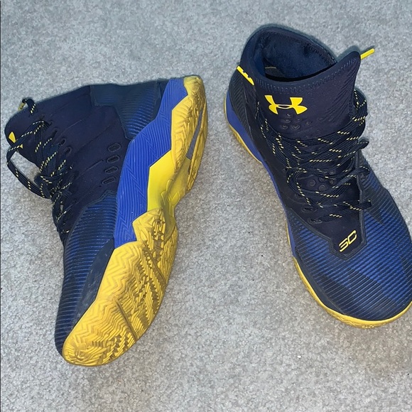 steph curry under armour basketball shoes - Picture 3 of 6